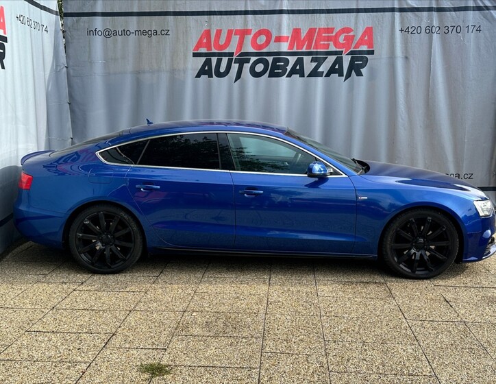 Audi A5 4