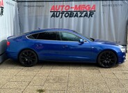 Audi A5 4
