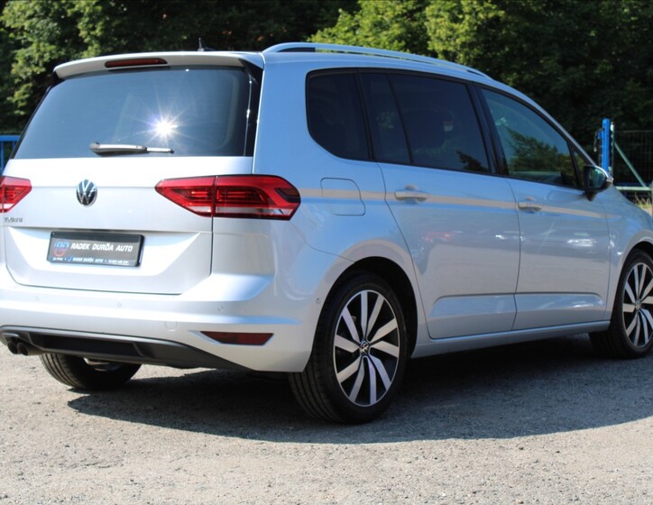 Volkswagen Touran 5