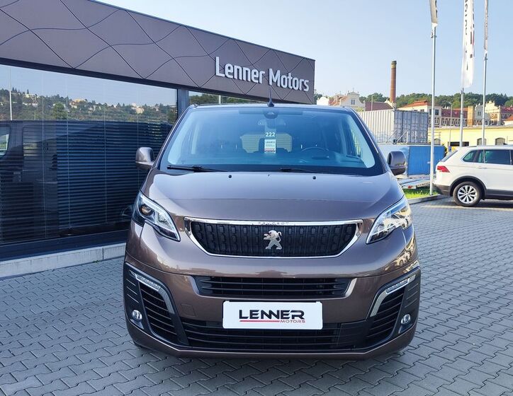 Peugeot Traveller 2