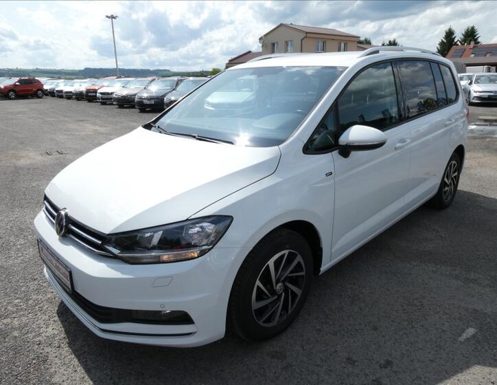 Volkswagen Touran 3