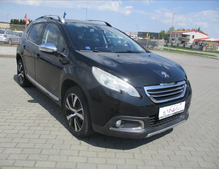 Peugeot 2008 6