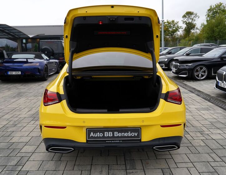 Mercedes-Benz CLA 12