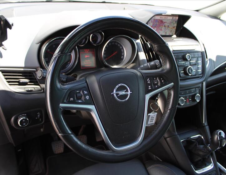 Opel Zafira 16