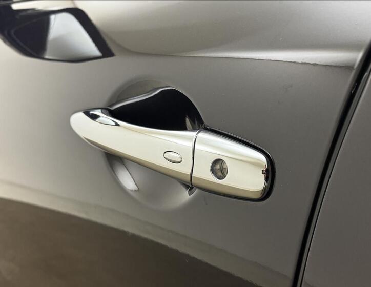 Infiniti FX30 31
