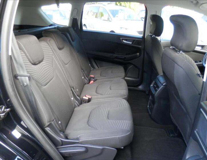 Ford S-MAX 18