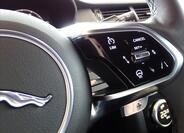 Jaguar E-Pace 27