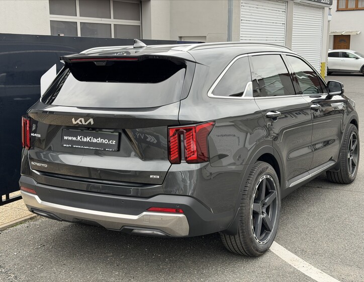 KIA Sorento 5