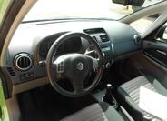 Suzuki SX4 8