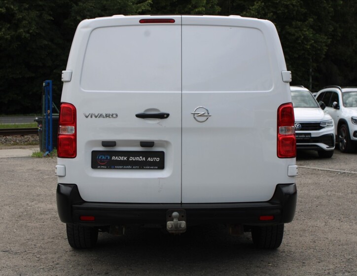 Opel Vivaro 6