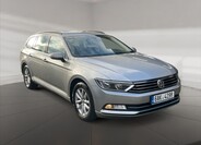 Volkswagen Passat 1