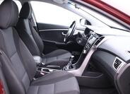 Hyundai i30 11