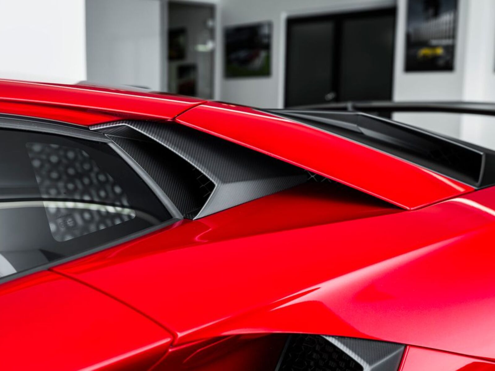 Lamborghini Aventador 18