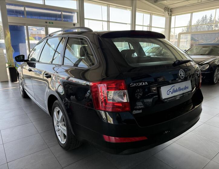 Škoda Octavia 4