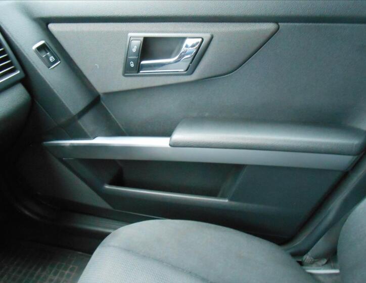 Mercedes-Benz GLK 23