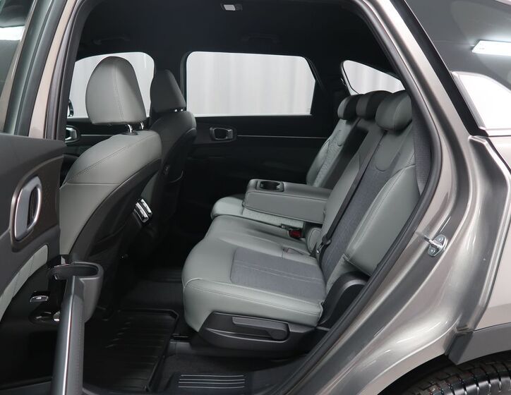 KIA Sorento 10