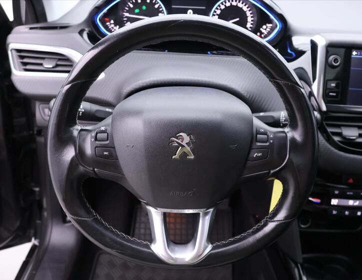 Peugeot 2008 18