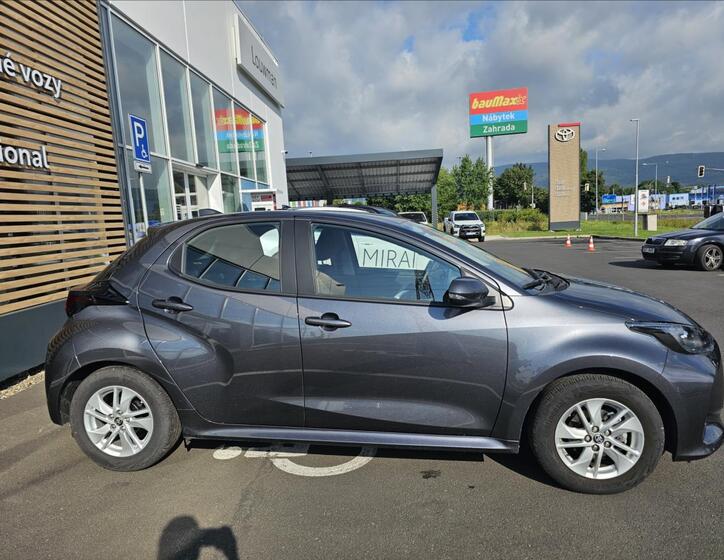 Toyota Yaris 15