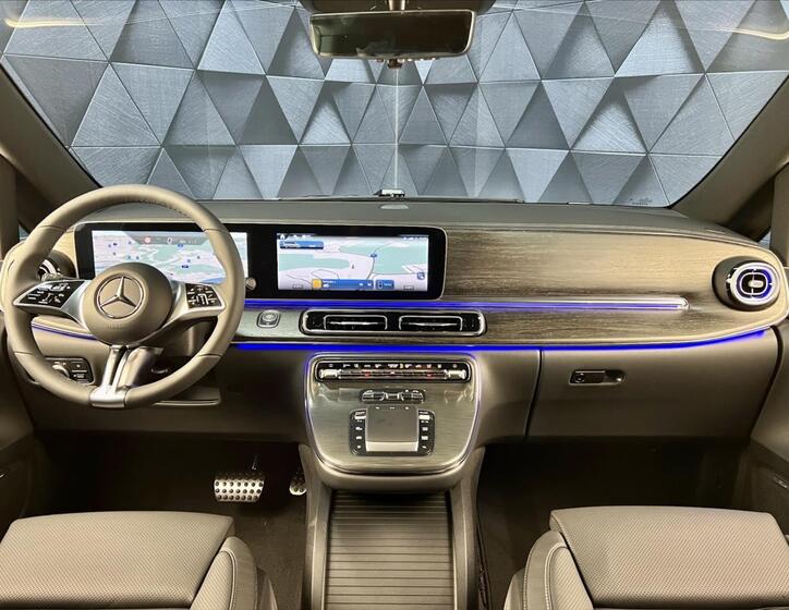 Mercedes-Benz Třídy V 9