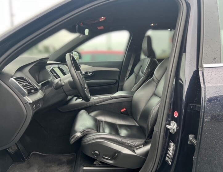 Volvo XC90 7