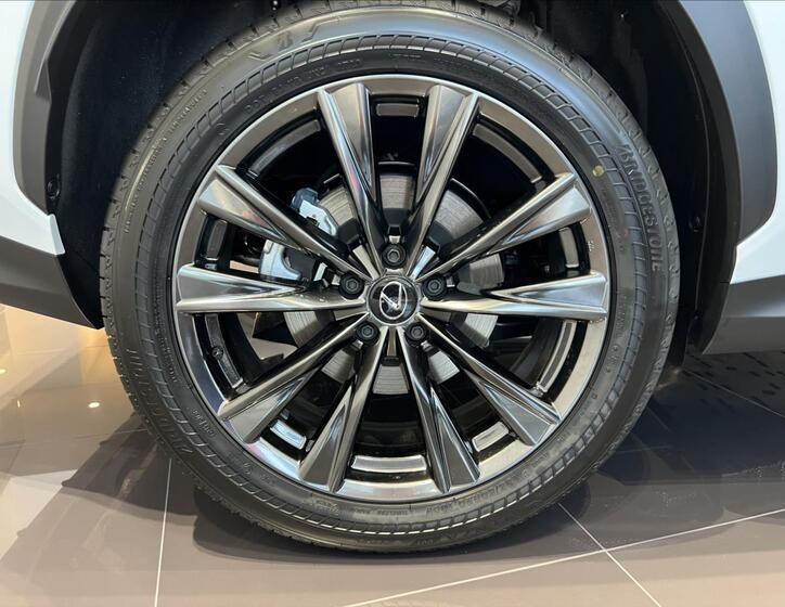 Lexus NX 350h 3