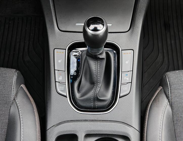 Hyundai i30 22