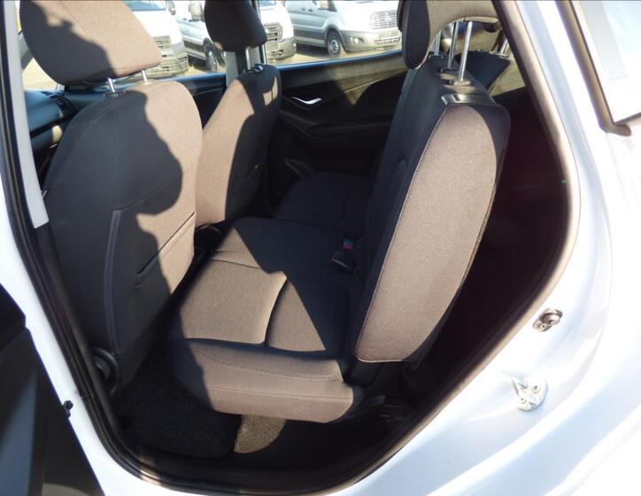 Hyundai ix20 38