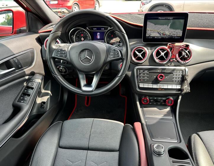 Mercedes-Benz GLA 14