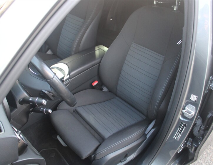 Mercedes-Benz GLC 12