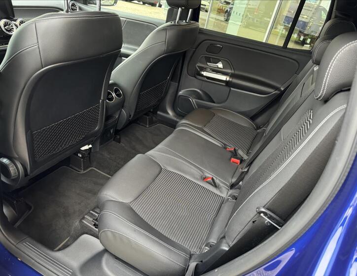 Mercedes-Benz GLB 23