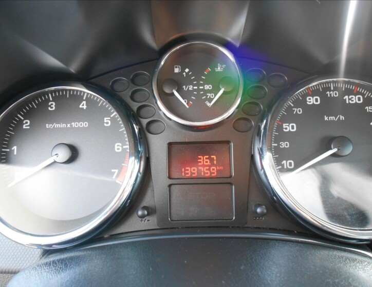 Peugeot 207 12