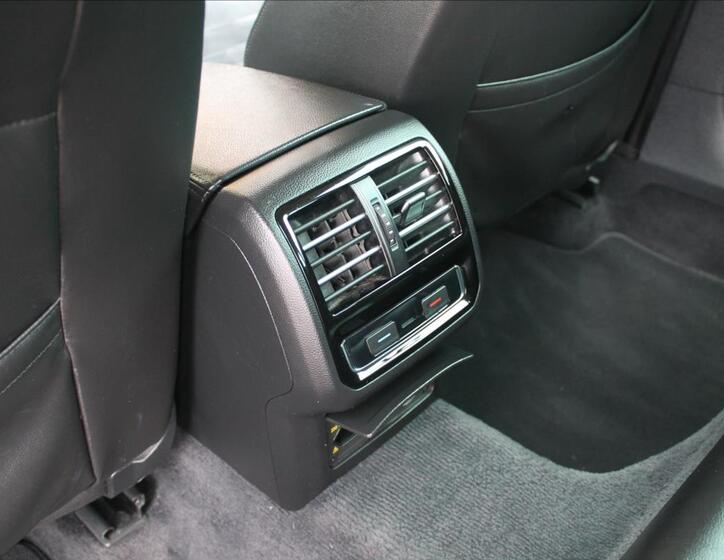Volkswagen Passat 32