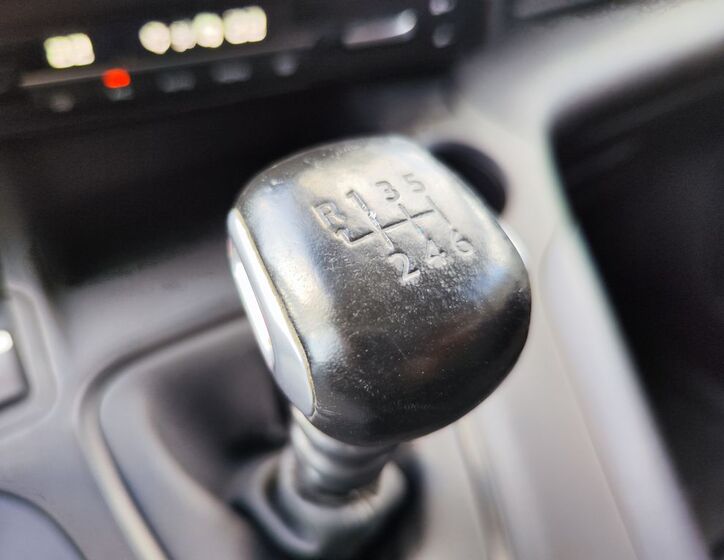 Peugeot Rifter 14