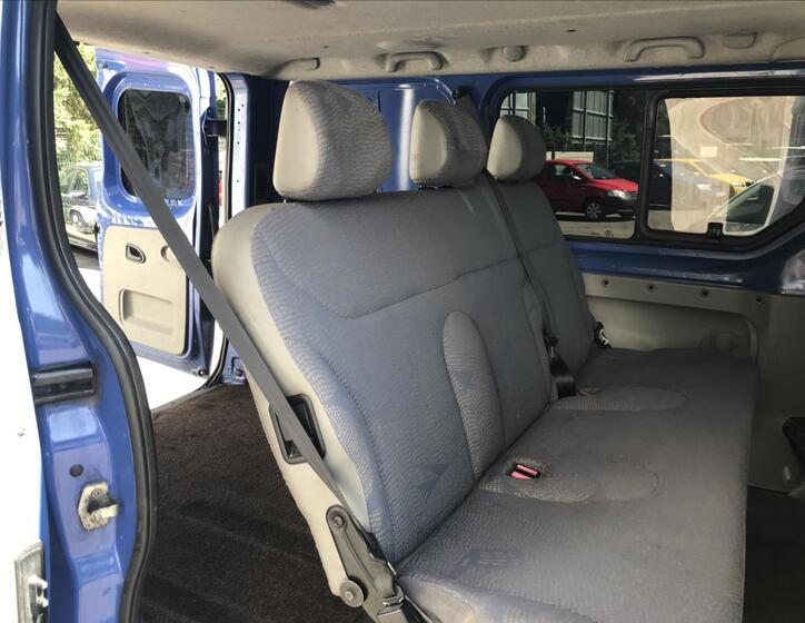Renault Trafic 8