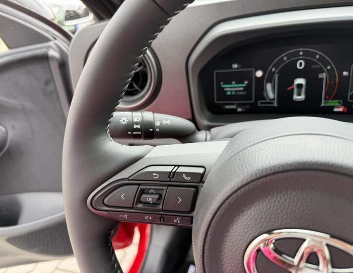 Toyota GR Yaris 16