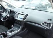Ford Galaxy 12