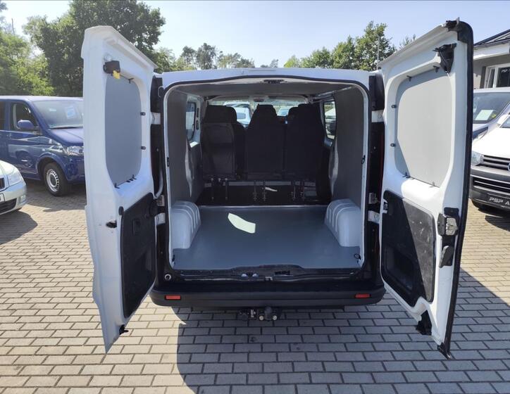 Renault Trafic 29