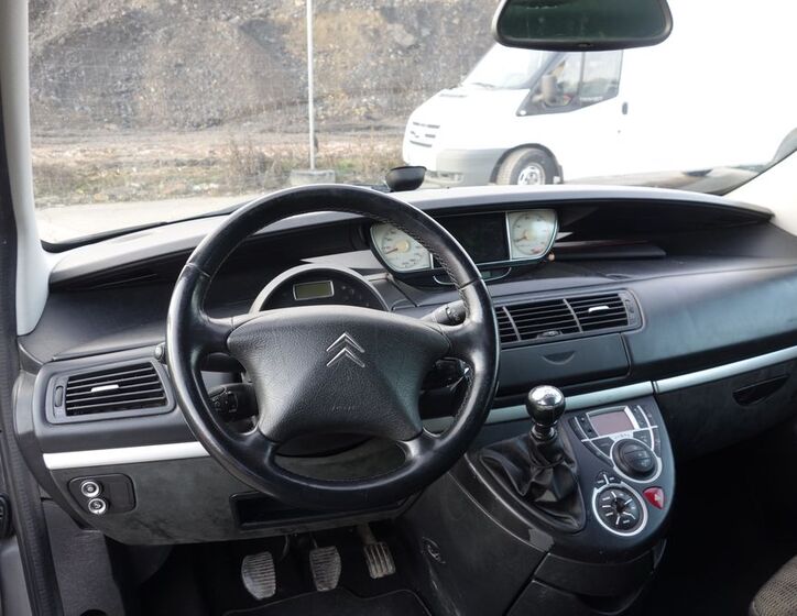 Citroën C8 21