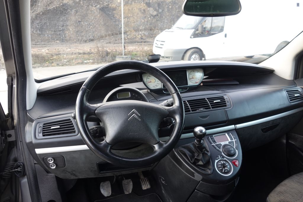 Citroën C8