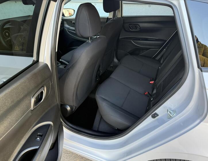 Hyundai i20 19