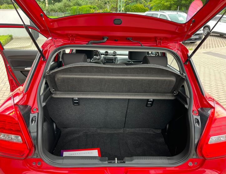 Suzuki Swift 28