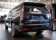 Cadillac Escalade 2