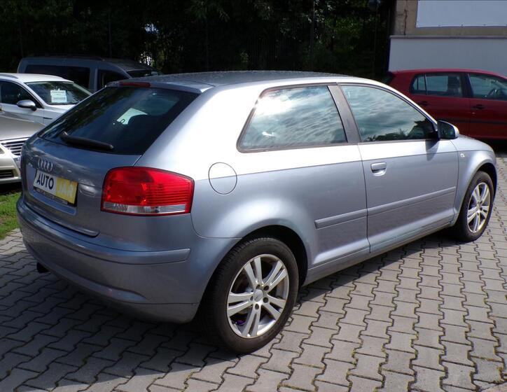 Audi A3 4