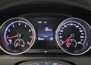 Volkswagen Golf 22
