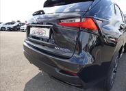 Lexus NX 300h 72
