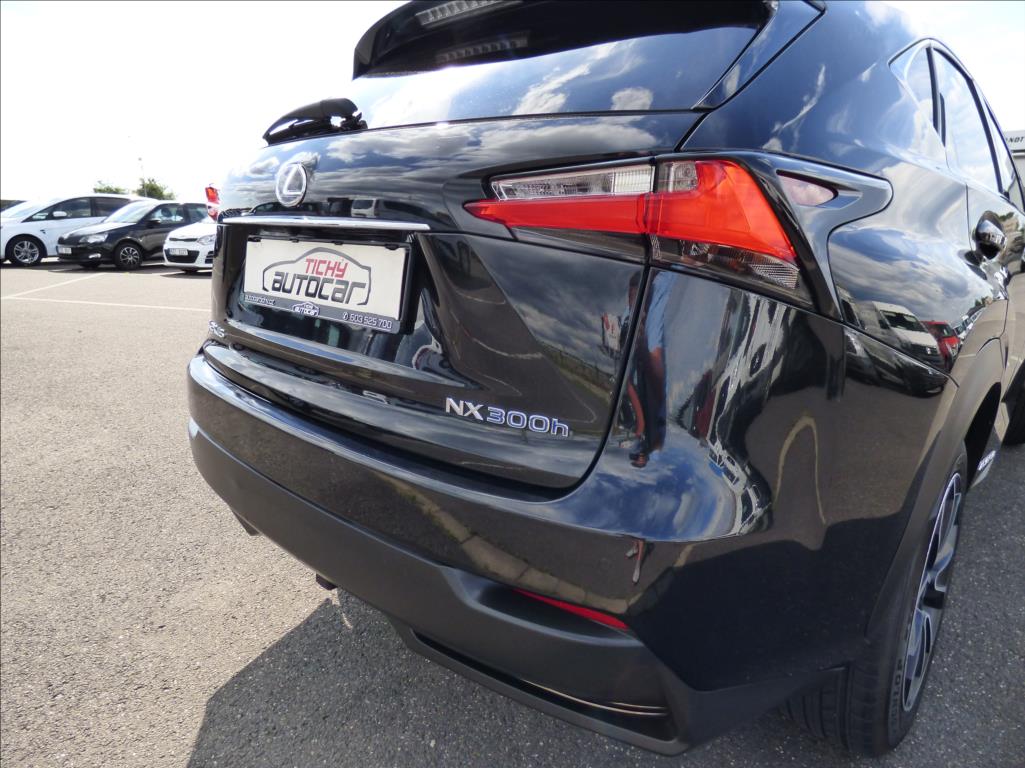 Lexus NX 300h