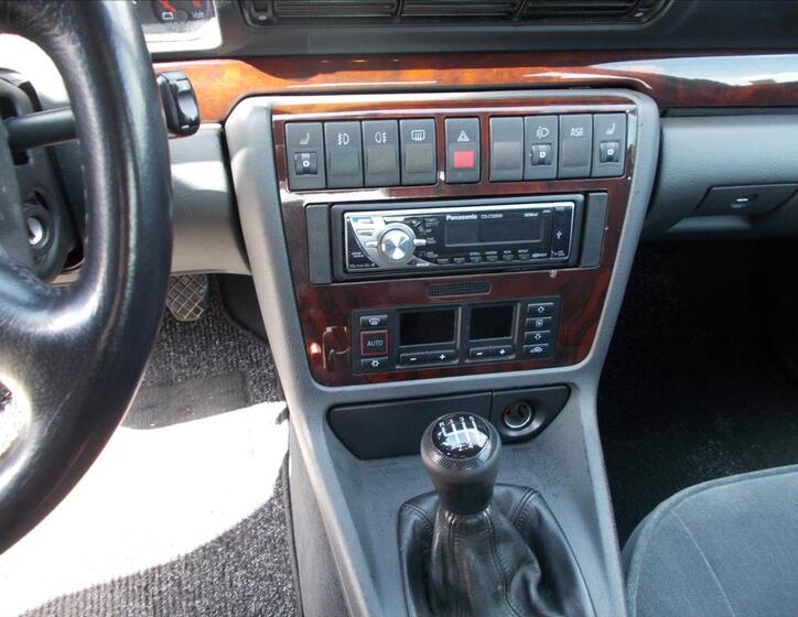 Audi A4 19