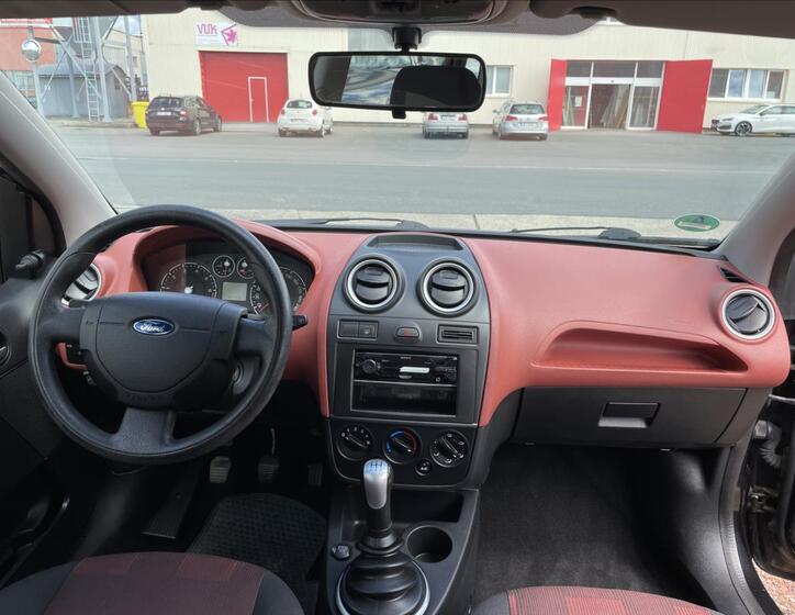 Ford Fiesta 19