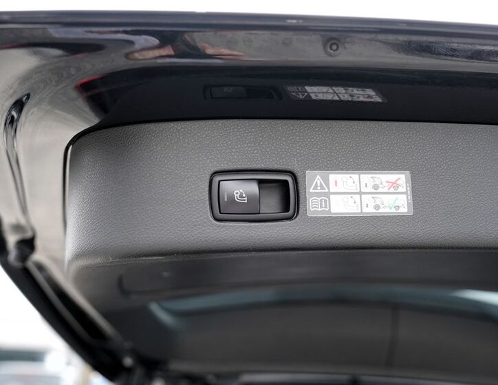 Mercedes-Benz GLS 15