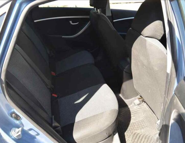 Hyundai i30 24